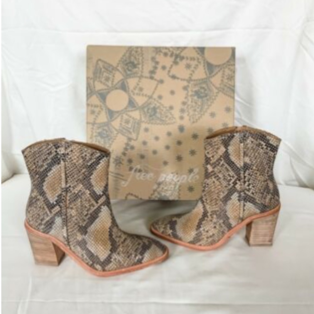 💖HP💖 NWT Free People Barclay Leather Boots - Picture 5 of 9